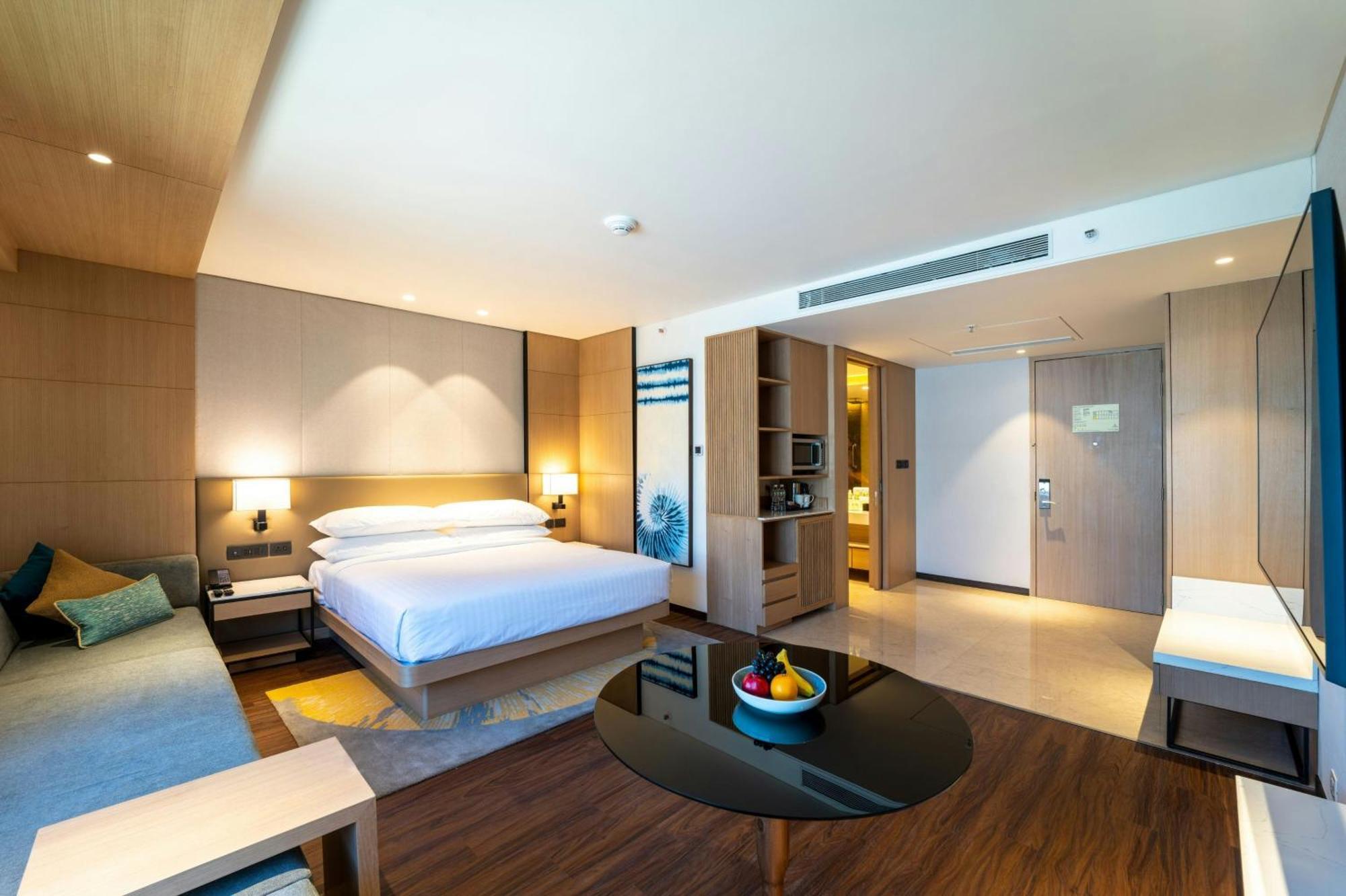 Courtyard By Marriott Vadodara Zewnętrze zdjęcie