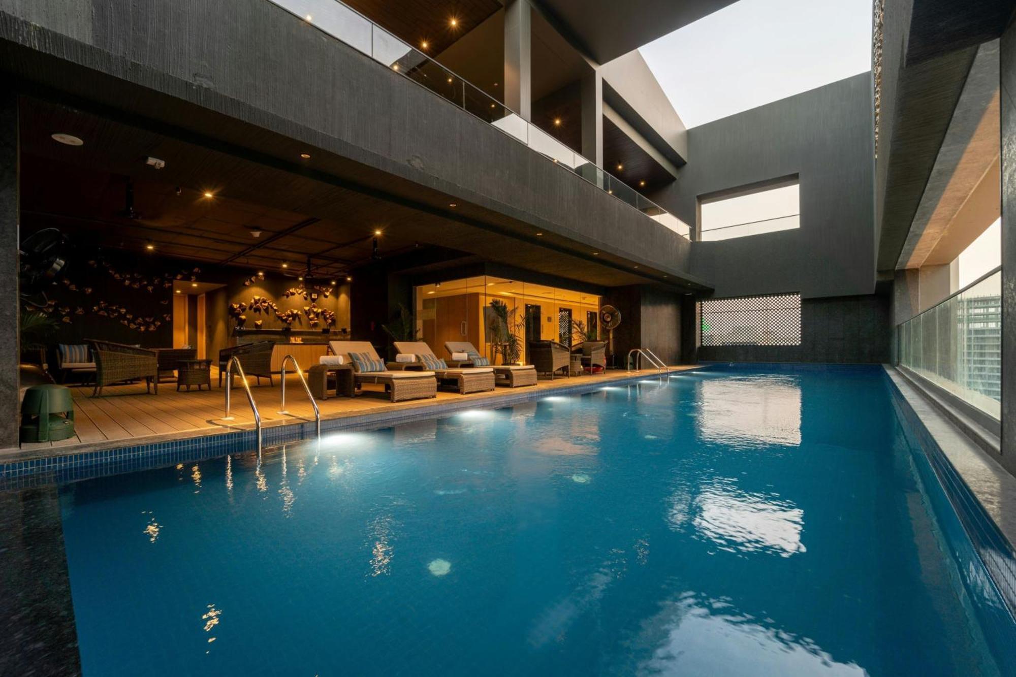 Courtyard By Marriott Vadodara Zewnętrze zdjęcie