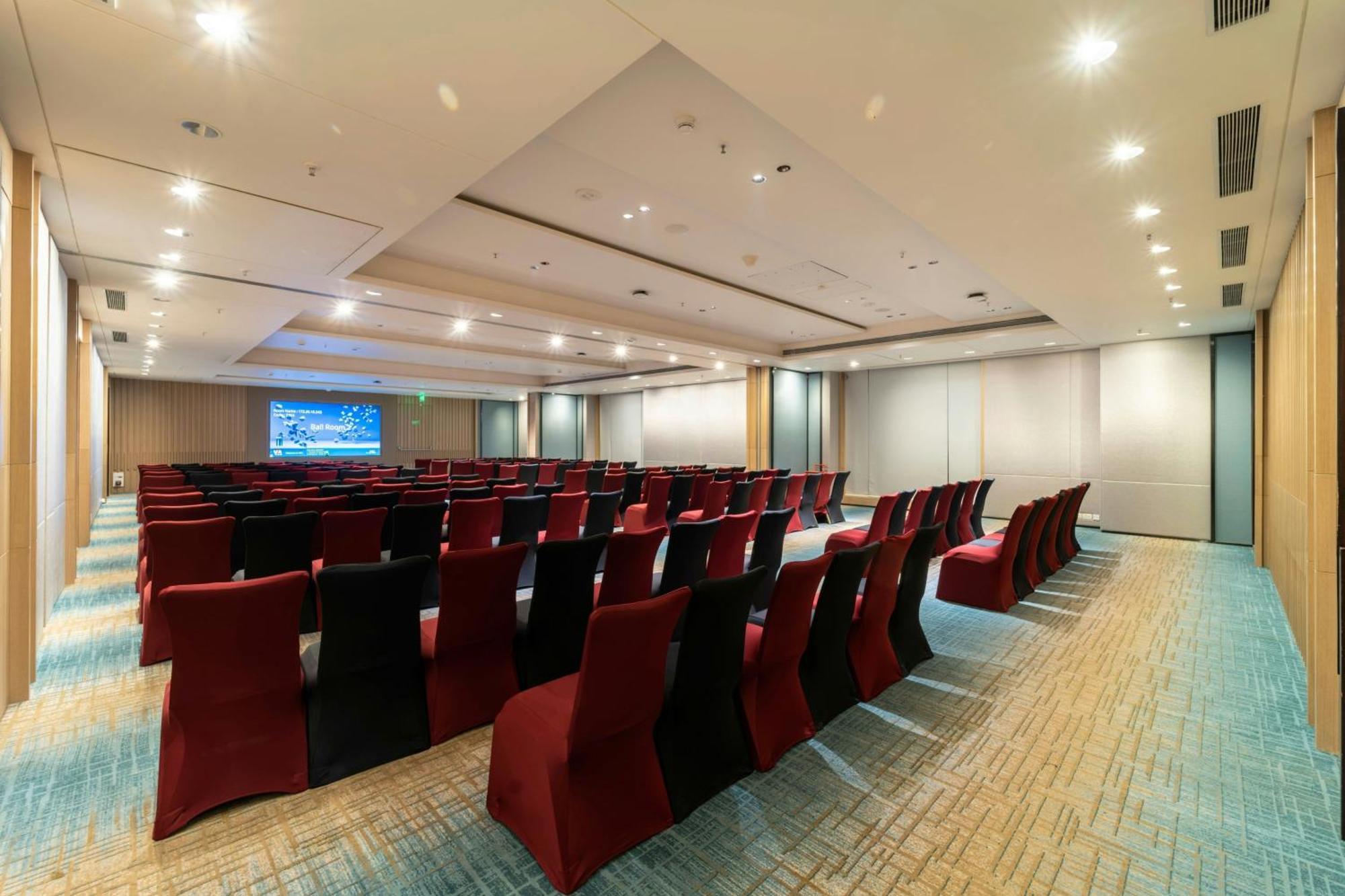 Courtyard By Marriott Vadodara Zewnętrze zdjęcie